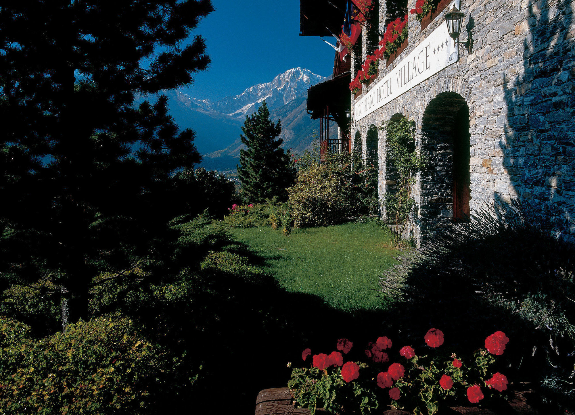 Relais Mont Blanc Hotel & Spa La Salle Ngoại thất bức ảnh